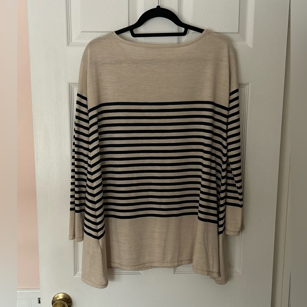 Max Studio Top - Picture 2 of 12